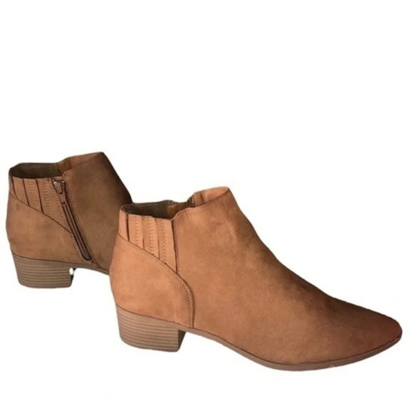 American Rag Tori Microsuede Ankle Boots Size 11 - Picture 9 of 10